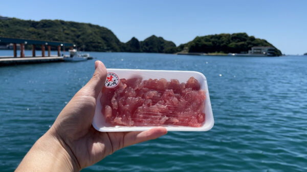 セルフマグロ販売所_マグロイメージ_02